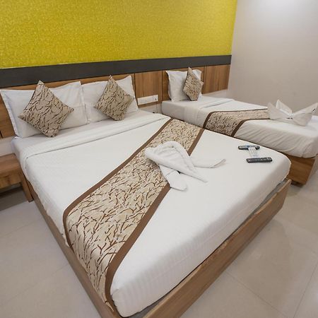 Grand Oliver Chennai Exterior photo