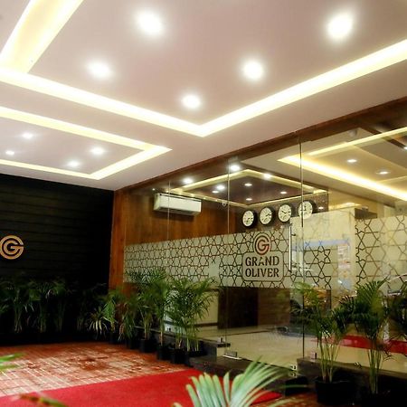 Grand Oliver Chennai Exterior photo