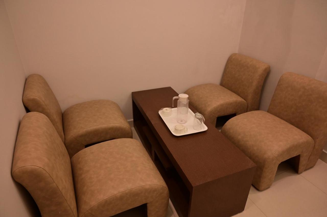 Grand Oliver Chennai Exterior photo