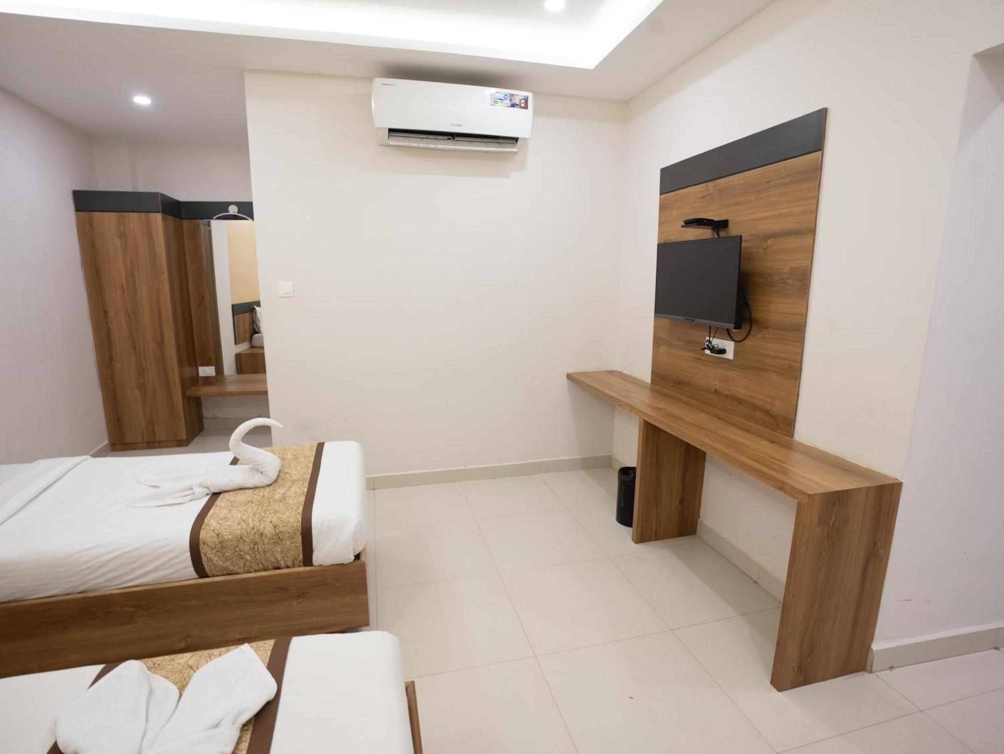 Grand Oliver Chennai Exterior photo