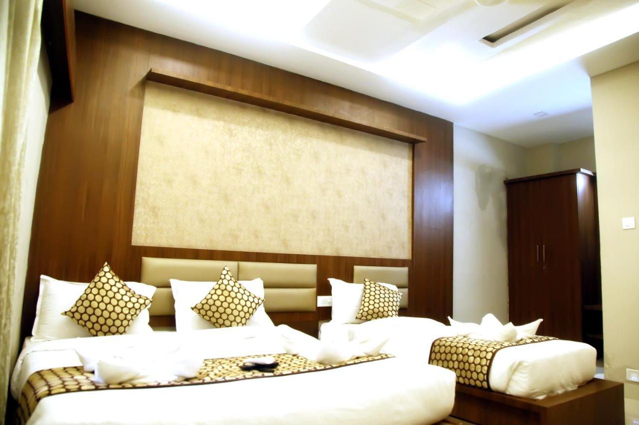 Grand Oliver Chennai Exterior photo
