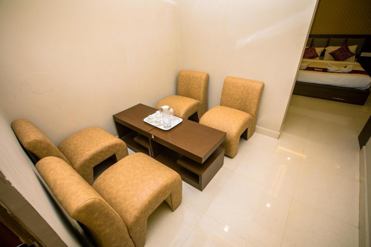 Grand Oliver Chennai Exterior photo