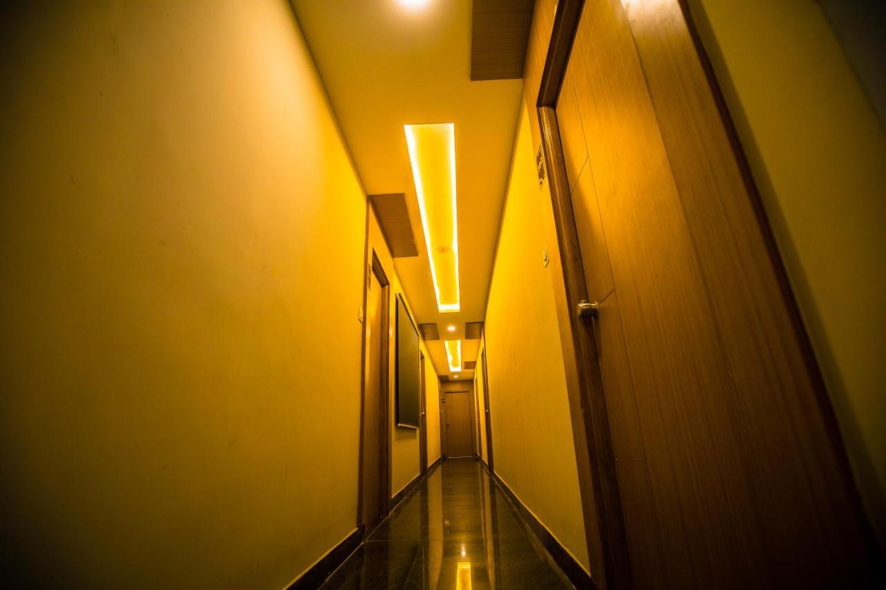 Grand Oliver Chennai Exterior photo