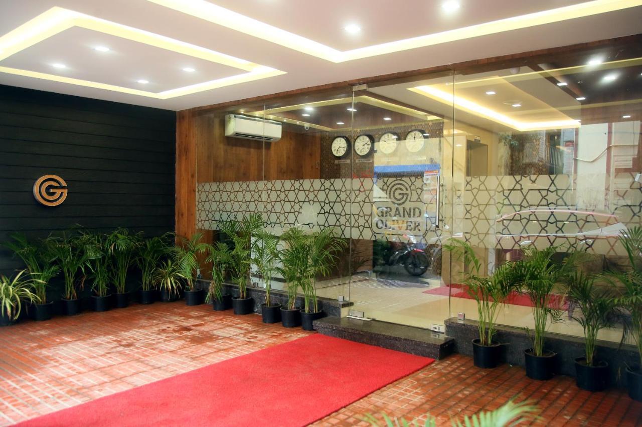Grand Oliver Chennai Exterior photo